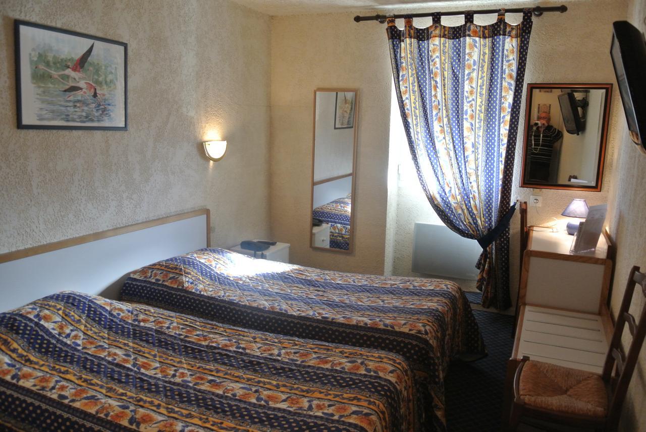 Logis Heraclee Saint-Gilles  Esterno foto
