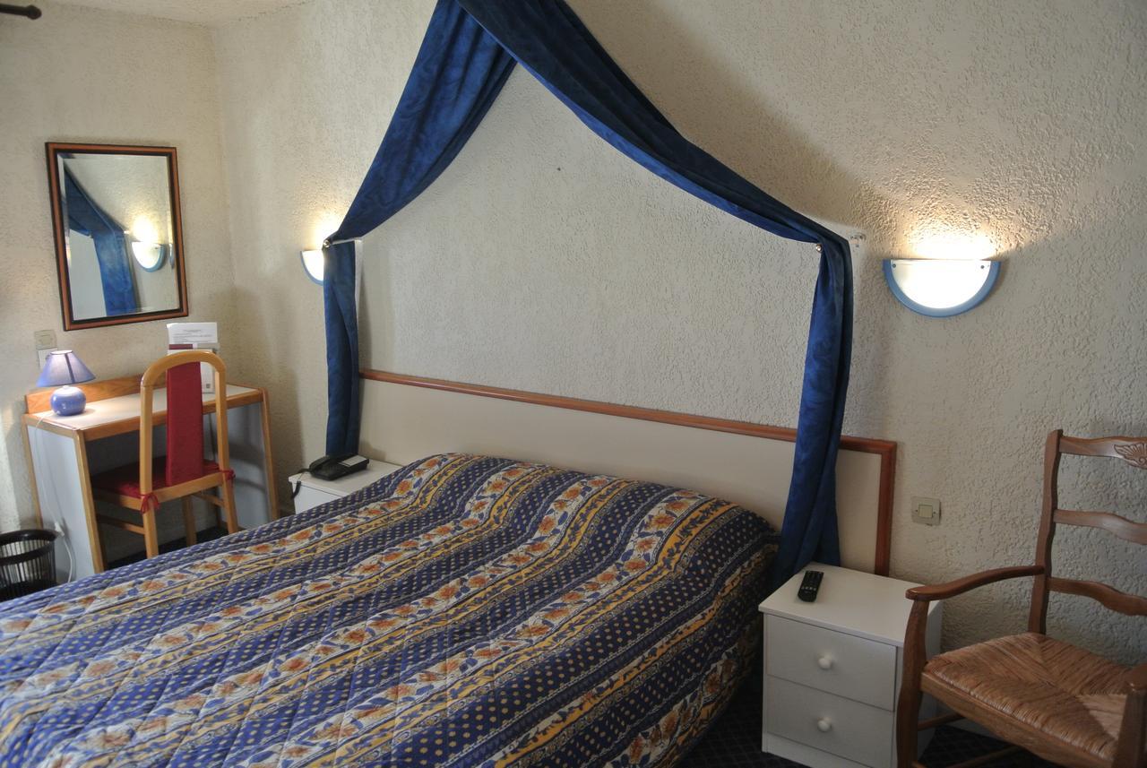Logis Heraclee Saint-Gilles  Esterno foto