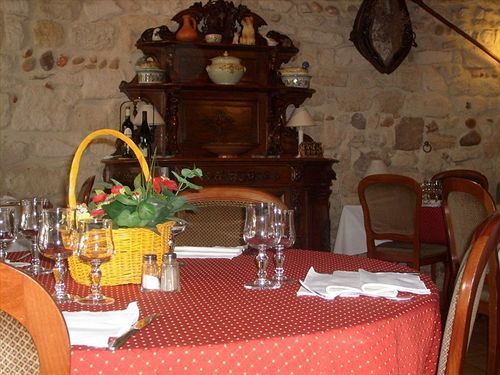 Logis Heraclee Saint-Gilles  Esterno foto